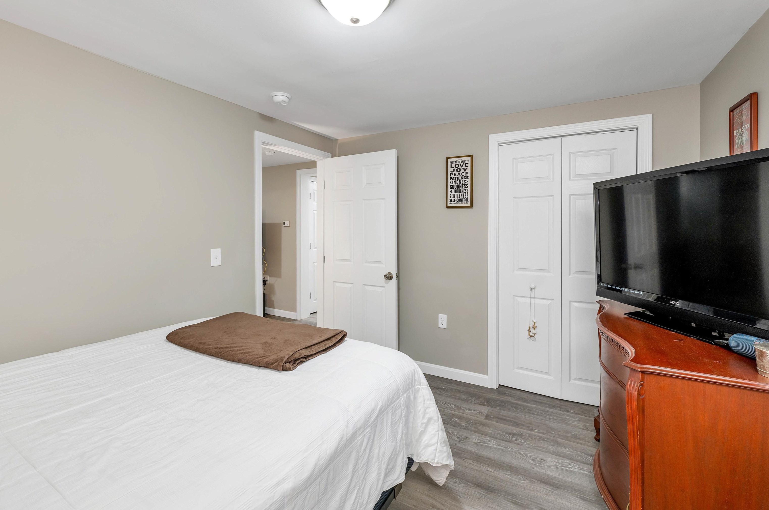 172 Old Concord Tpke, Barrington NH 03825-5153 exterior