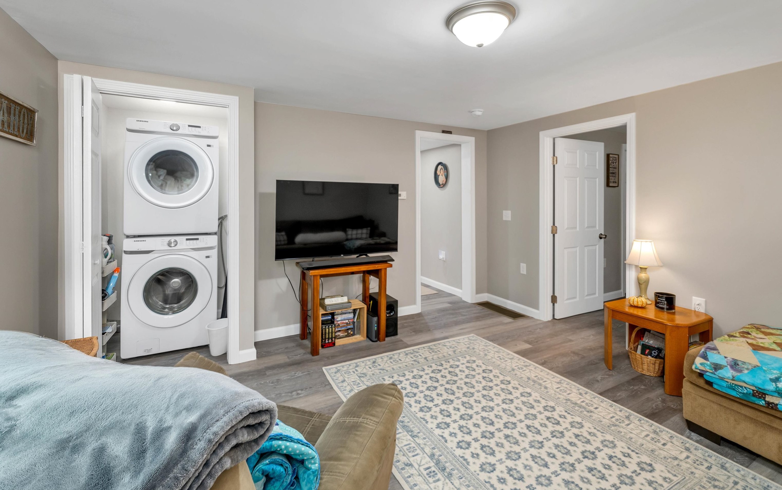 172 Old Concord Tpke, Barrington NH 03825-5153 exterior