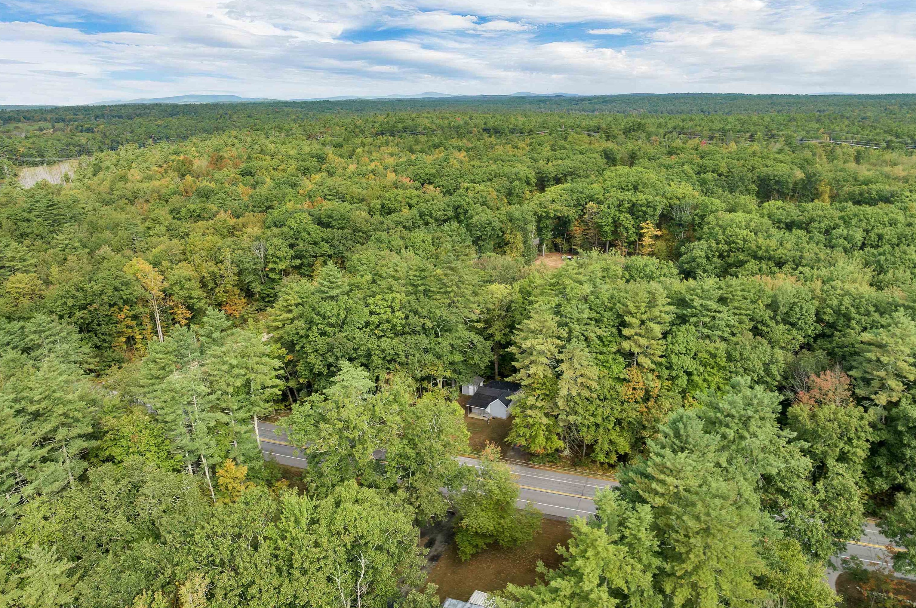 172 Old Concord Tpke, Barrington NH 03825-5153 exterior