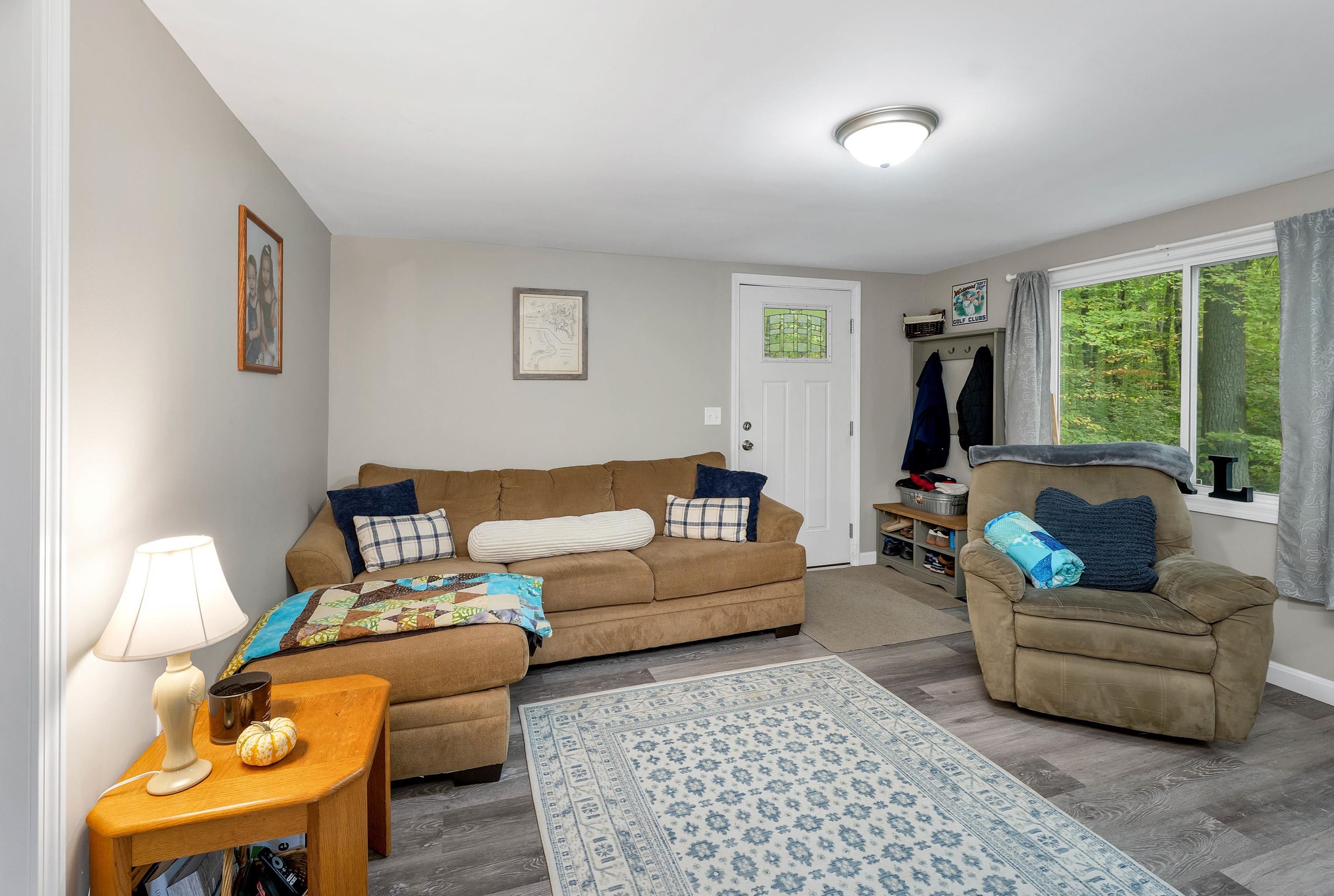 172 Old Concord Tpke, Barrington NH 03825-5153 exterior