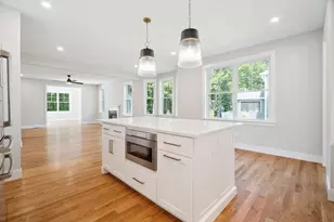 330 High St, Hampton, NH 03842 - Photo 7