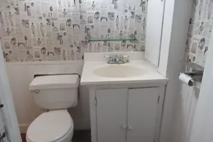 43 Depot Rd, Kingston, NH 03848 - Photo 9