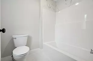 14 Birch St, Portsmouth, NH 03801 - Photo 27