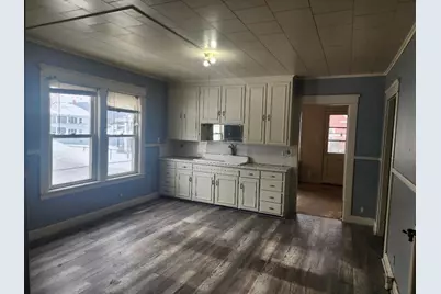 628 Hillsboro Street, Berlin, NH 03570 - Photo 3