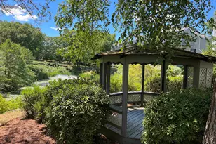 47 Dogwood Dr, Nashua, NH 03062 - Photo 3