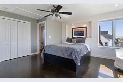 9 Tyngsboro Street, Seabrook, NH 03874 - Photo 15