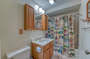 14 Adams Dr, Woodstock, NH 03262 - Photo 15