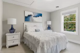 14 Elise Ave, Londonderry, NH 03053 - Photo 7