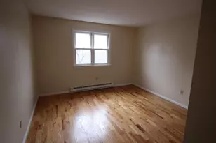 73 East Broadway St, Derry, NH 03038 - Photo 7