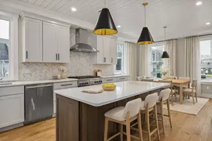 22 Little Bay Dr, Dover, NH 03820 - Photo 3