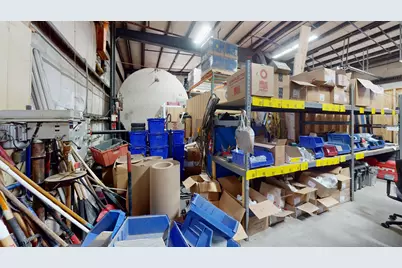 198 Londonderry Turnpike, Hooksett, NH 03106 - Photo 1