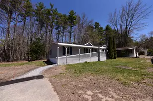 74 Lamplighter Dr, Conway, NH 03818 - Photo 5