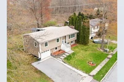 33 Rosewood Lane, Essex Junction, VT 05452 - Photo 1