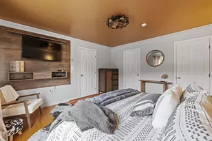 227 Main St, Lincoln, NH 03251 - Photo 11