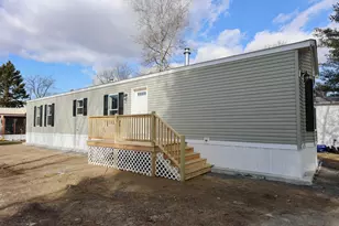 106 Fox Hill Ln, Franconia, NH 03580 - Photo 3