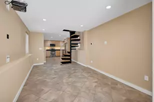 93 High St, Portsmouth, NH 03801 - Photo 7