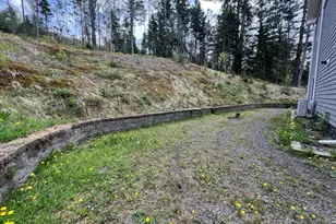 482 East Side River Rd, Milan, NH 03570 - Photo 13