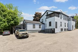 20 Washington St, Conway, NH 03818 - Photo 5