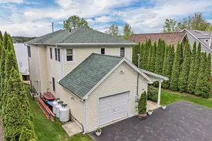 90 Paugus Park Rd, Laconia, NH 03246 - Photo 9