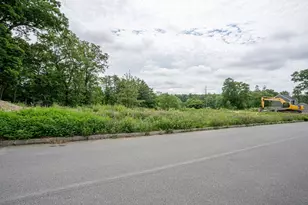 35 Steele, Derry, NH 03038 - Photo 7