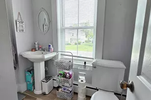 377 Nashua St, Milford, NH 03055 - Photo 9