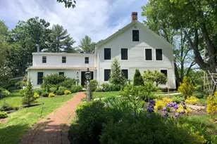85 College Rd, Stratham, NH 03885 - Photo 5