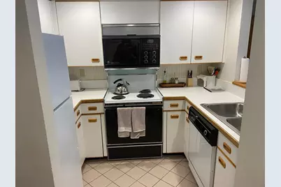 48 Cooper Memorial Drive #405, Lincoln, NH 03251 - Photo 17