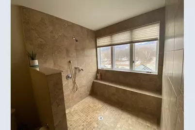 48 Cooper Memorial Drive #405, Lincoln, NH 03251 - Photo 27