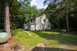 527 Tamworth Rd, Tamworth, NH 03886 - Photo 13