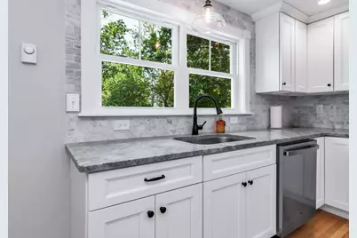 24 Jefferson Street, Derry, NH 03038 - Photo 23