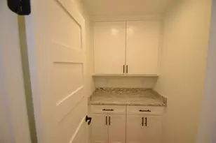 40 Tirrell Hill Rd, Bedford, NH 03110 - Photo 7