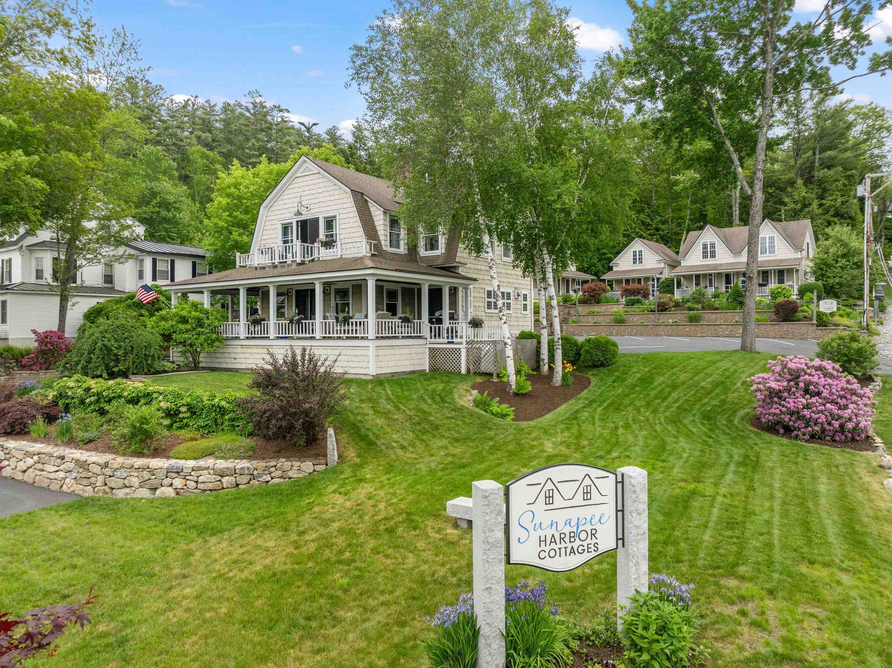 4 Lake Ave, Sunapee, NH 03782 - MLS 5048745 - Coldwell Banker