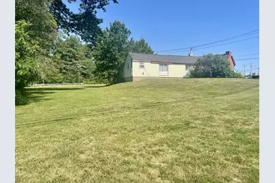 4 Lakeshore Drive, Seabrook, NH 03874 - Photo 5