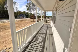 1 Blaisdell Ct, Raymond, NH 03077 - Photo 3