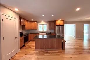 25 Edgewater Way, Brentwood, NH 03833 - Photo 3