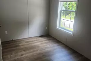 517 Back Mountain Rd, Windsor, VT 05089 - Photo 11