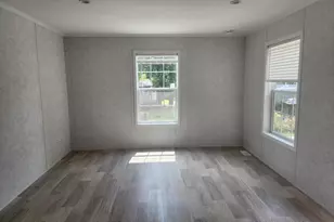 84 Cubb Ct, Windsor, VT 05089 - Photo 7