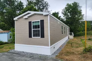 84 Cubb Ct, Windsor, VT 05089 - Photo 5