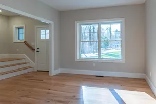 7 Doucet Ave, Nashua, NH 03062 - Photo 7