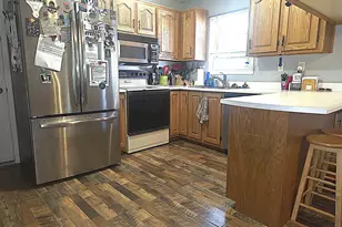 37 Androscoggin St, Gorham, NH 03581 - Photo 9