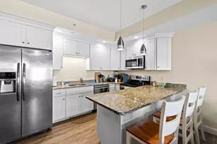 128 Ashworth Ave, Hampton, NH 03842 - Photo 5