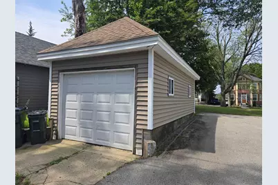 841 Beech Street, Manchester, NH 03104 - Photo 39