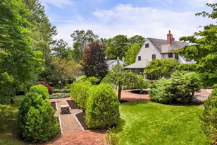 419 &amp 425 York St, York, ME 03909 - Photo 5