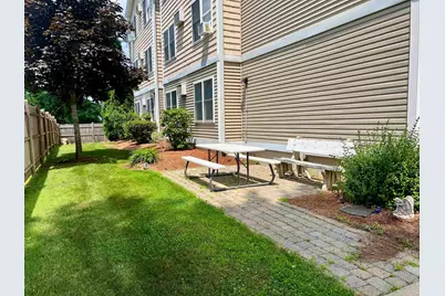 15 Lovell Street #10, Nashua, NH 03060 - Photo 5