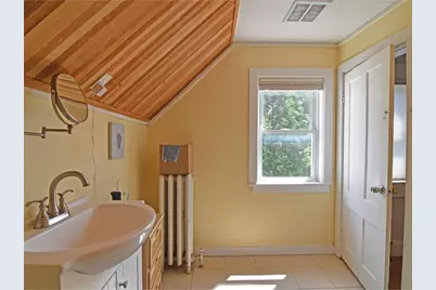 19 Spruce Street, Burlington, VT 05401 - Photo 33