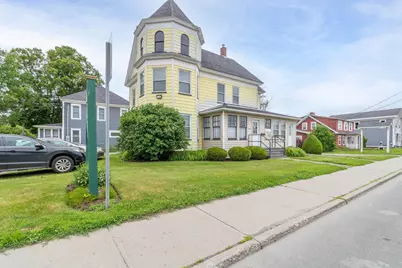 375 East Main Street, Newport City, VT 05855 - Photo 3