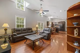 25 Chatfield Dr, Litchfield, NH 03052 - Photo 51