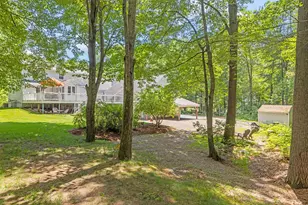 25 Chatfield Dr, Litchfield, NH 03052 - Photo 9