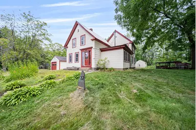 32 Union Street, Hillsboro, NH 03244 - Photo 1