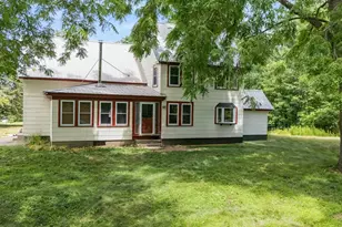 32 Union St, Hillsboro, NH 03244 - Photo 3